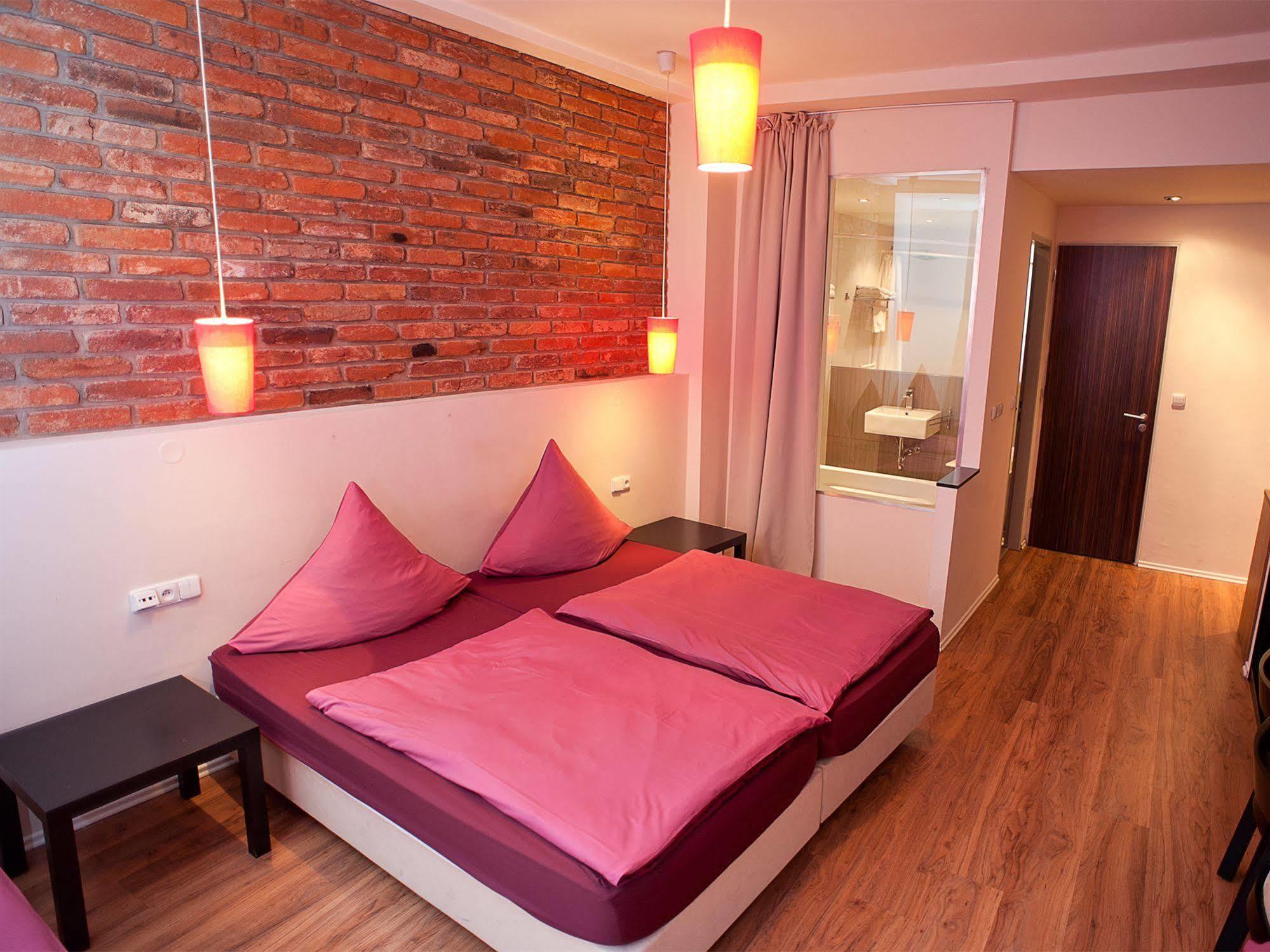 Hotel Purpur Prague Exterior photo